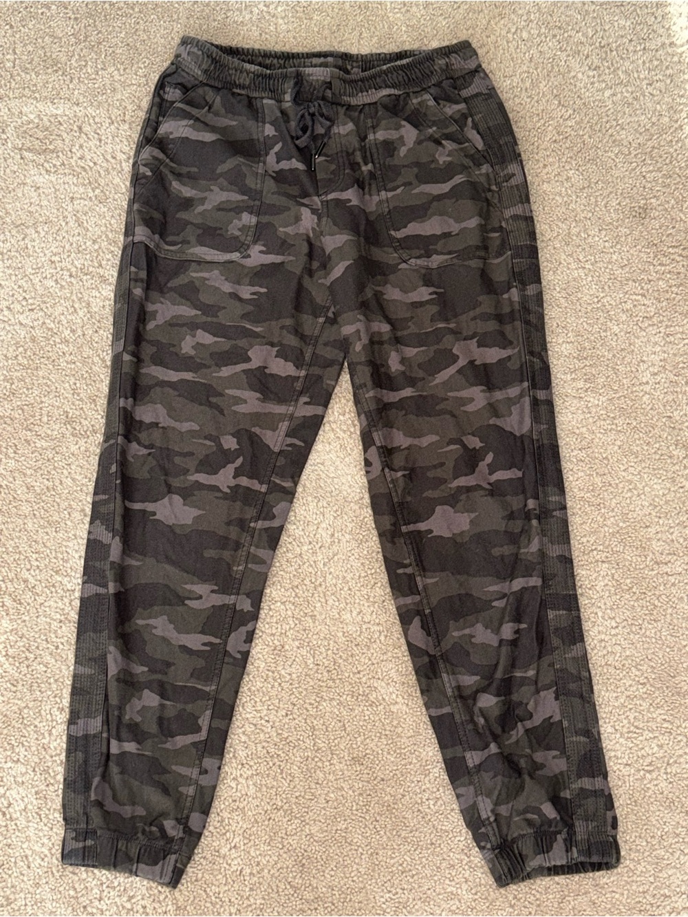 Athleta Camo Farallon Joggers (size 10)